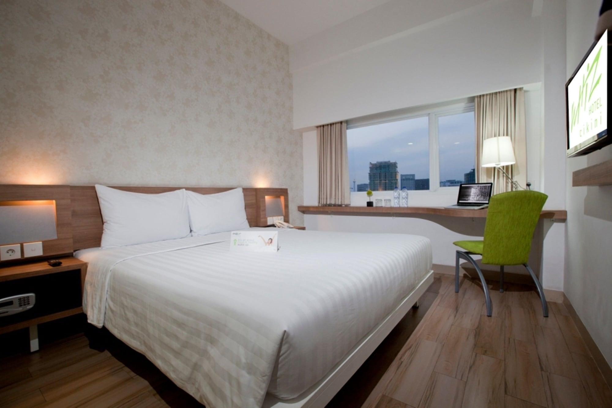 Whiz Hotel Cikini Yakarta Exterior foto