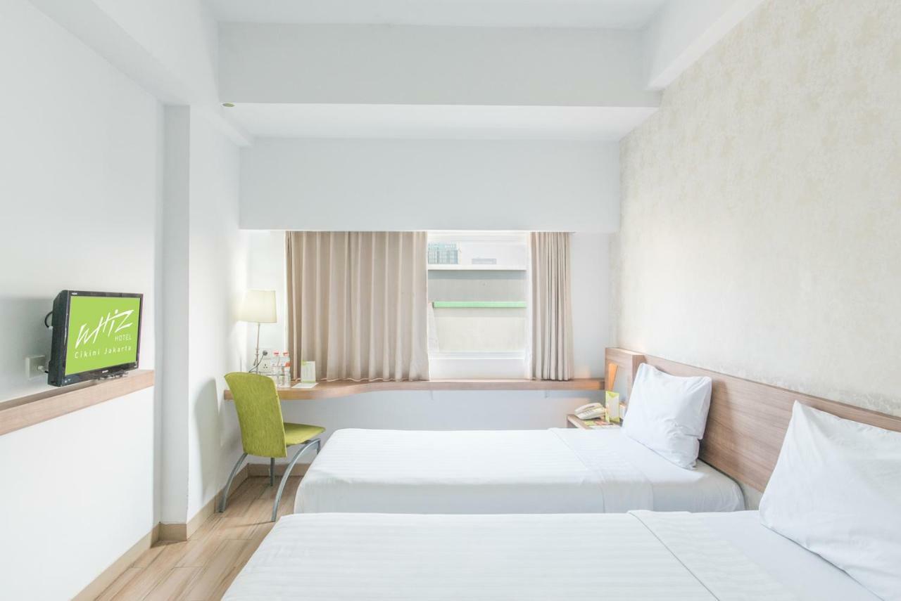Whiz Hotel Cikini Yakarta Exterior foto